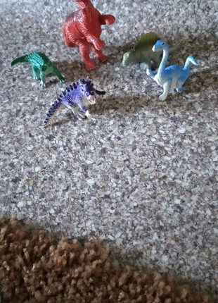 Продам іграшки звірі .є тематика :моря,динозаври,свійські та дикі2 фото