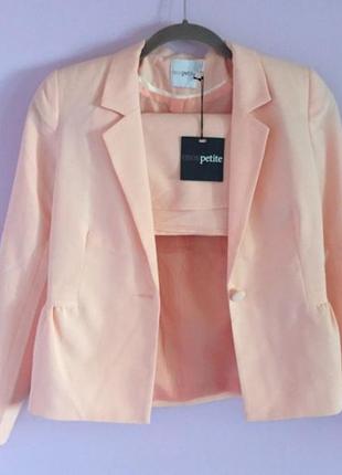Костюм розово-персиковый шорты и пиджак3 фото