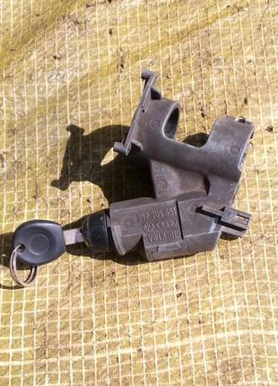 Замок зажигания 357905851 volkswagen passat b3