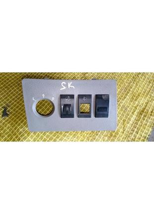 Блок керування світлом geely sk