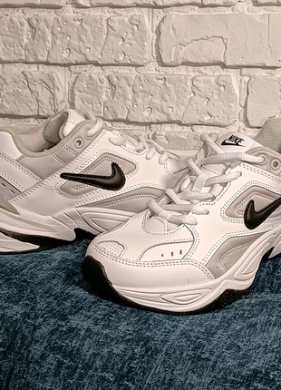 Жіночі зимові кросівки nike mk2 techno1 фото