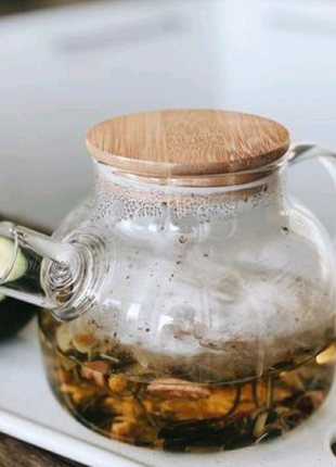 Чайник з термоскла з бабмбуковою кришкою 1 л.3 фото