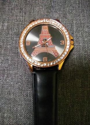 Продам жіночий годинник зі стразами paris чорний ремінець
