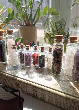 Пляшки та бутилочки із натурального каміння14 фото