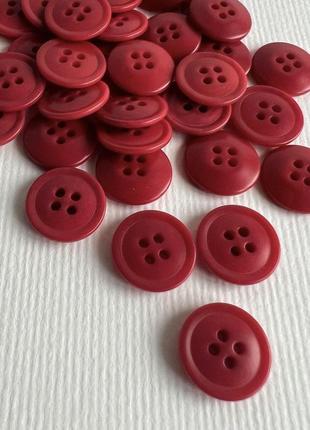 Ґудзик сорочковий бортик 4отв червоний 14мм пластик
