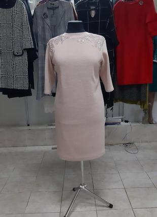 Красиве плаття. виробництво білорусь