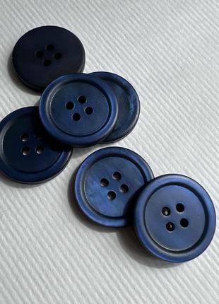 Пуговица бортик перламутр темная синяя 20мм ракуш
