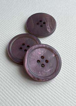 Ґудзик костюмний з бортиком гладкий 4отв фіолетовий 25мм мушля