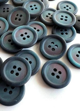Пуговица  костюмная матовая радужная 4отв синяя 17мм пластик
