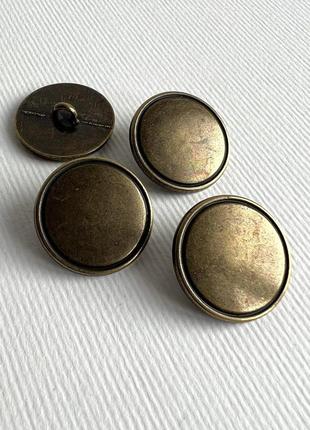 Ґудзик костюмний плоский з бортиком на ніжці золотий 23мм метал