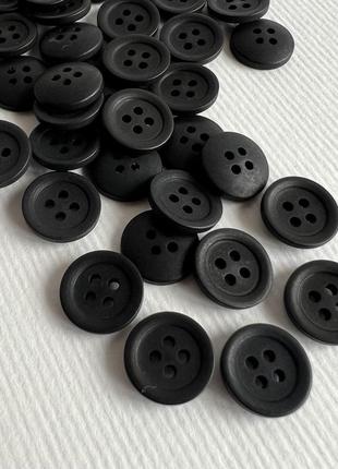 Ґудзик сорочковий бортик матовий 4отв чорний 11мм пластик