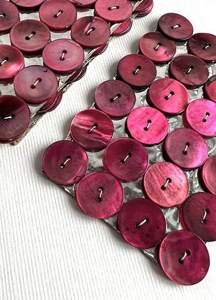 Пуговица 7/620 костюмная тонкая 2отв фуксия 19мм ракуш