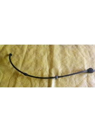 Трубка тросик вакуумный mercedes 124