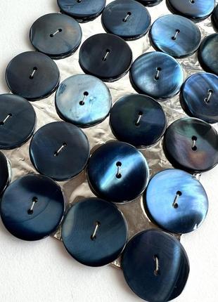 Пуговица 7/655 гладкая плоская перламутровая 2отв 24мм синяя ракуш