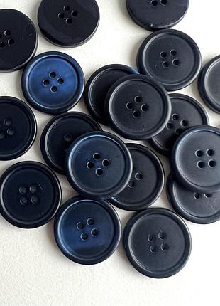 Пуговица бортик перламутр темная синяя 23мм ракуш