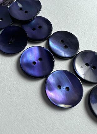 Пуговица 7/649 гладкая изогнутая перламутровая 2отв 20мм синяя ракуш