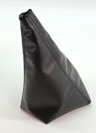 Чехол кпп  эко-кожа man tgl \черная кожа\