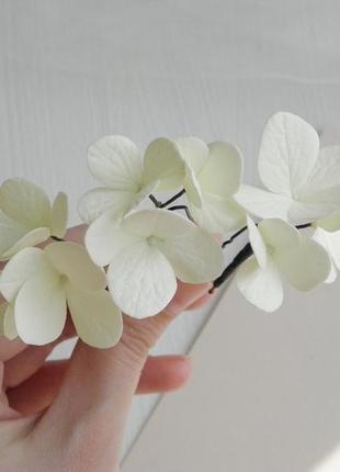 Шпильки з молочними гортензіями весільні шпильки для волосся з квітами2 фото