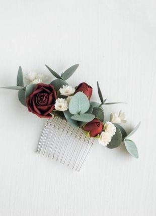 Гребінець для волосся з бордовими трояндами і евкаліптом весільний гребінь з квітами гіпсофіли2 фото