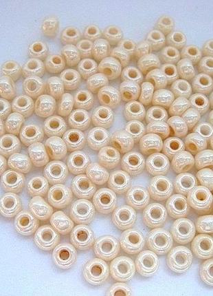 Бисер чешский 46112-11 размер-10гр