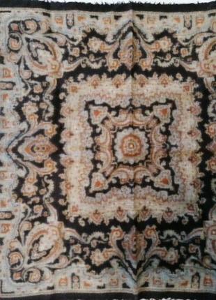 Шерстяной платок