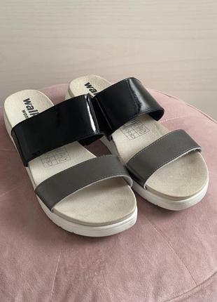 Женские шлепанцы кожа walkx