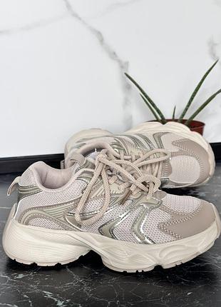 Бомбезные кроссовки на девочку