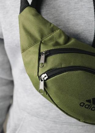 Бананка adidas