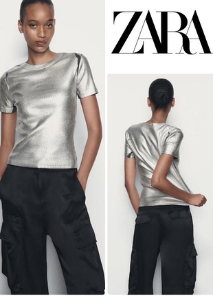 Трендовая серебристая футболка от zara
