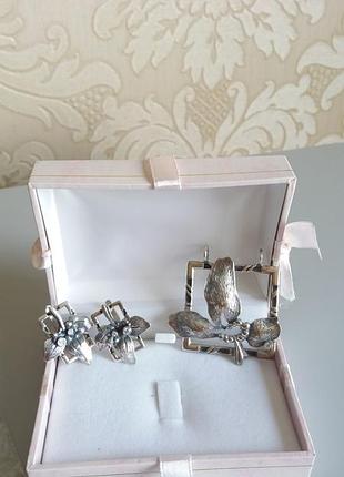 Набір срібні сережки та підвіска. проба 925.