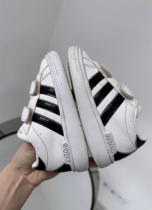 Базові кросівки на липучках adidas neo7 фото