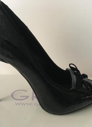 Нарядные черные туфли на  каблуке  greisy.италия.кожа.2 фото