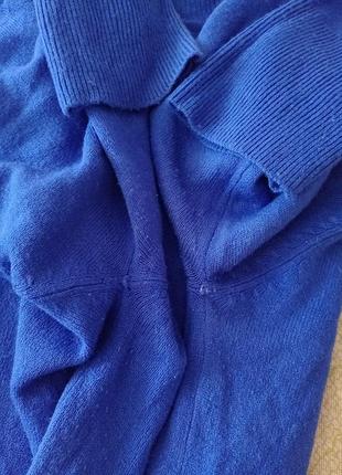 Реглан пуловер кофта с вырезом v ярка насыщенного синего цвета акриловая8 фото