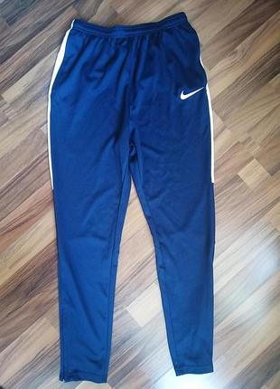 Штаны спортивные nike fri-fit на парня 13-15 лет