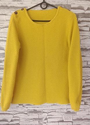 Свитер женский