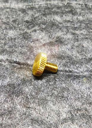 Болт (пробка,винт клапан,штуцер) развоздушки, прокачки патрубков системы охлаждения renault kangoo 7700518589