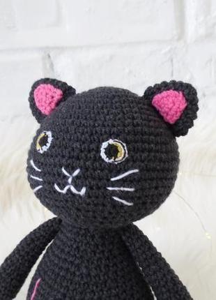 Кішка в'язана лялька для дівчинки, подарунок на день народження, новий рік, м'яка іграшка чорний кіт4 фото