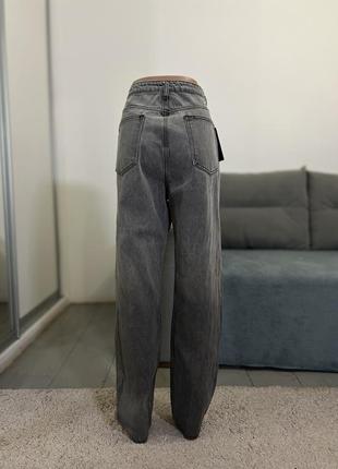 Актуальные джинсы мом с потертостями No1244 фото
