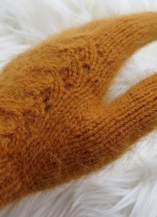 Вязані рукавички жіночі із ангори гірчичного кольору. пухнасті перчатки. подарунок дівчині жінці6 фото