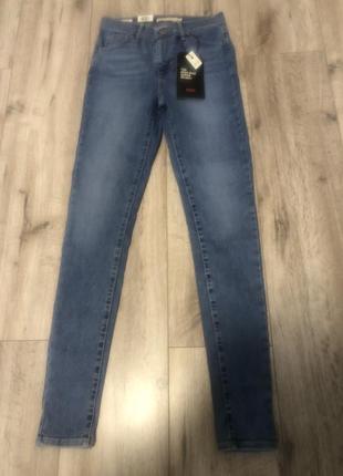 Джинсы женские levi strauss оригинал 25*30 скинни