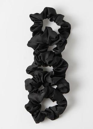 Набір сатинових гумок для волосся kitsch black satin sleep scrunchies 5 шт