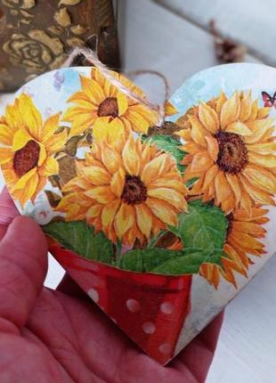 Сердечко з соняшником. літній квітковий декор. ручна робота2 фото