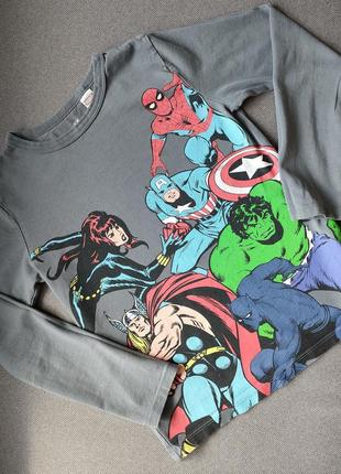 Кофта h&amp;m с героями marvel