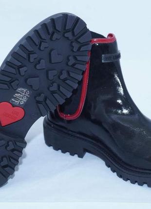 Лакированные ботинки челси love moschino, оригинал.5 фото