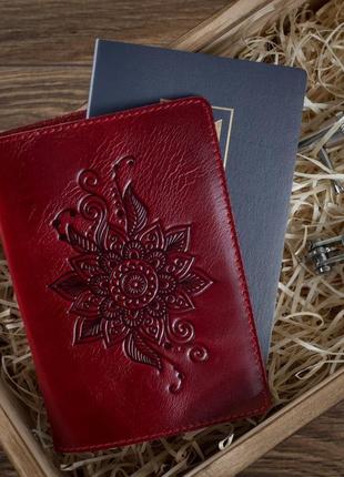 Обложка для паспорта  hiart pc-01 crystal red  "mehendi classic"
