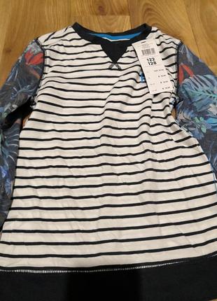 Тоненька кофточка