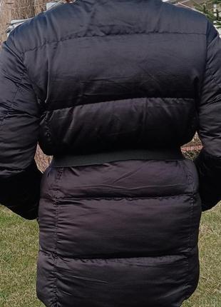 Черный женский теплый зимний объемный пуховик куртка из плащевки6 фото