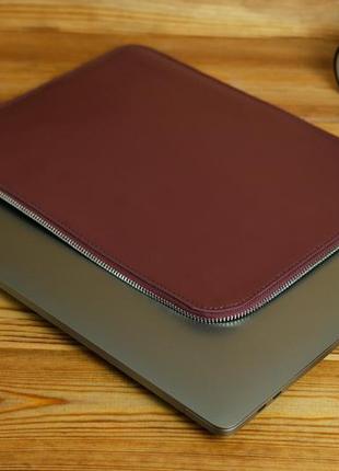 Кожаный чехол для macbook, гладкая поверхность, закрывается на молнию, размеры для любой модели, цвет бордовый