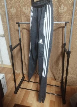 Спортивные штаны adidas (s)4 фото