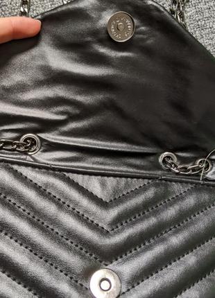 Сумка сумочка жіноча кросбоді крос-боді чорна класична трапеція трапецевидна4 фото